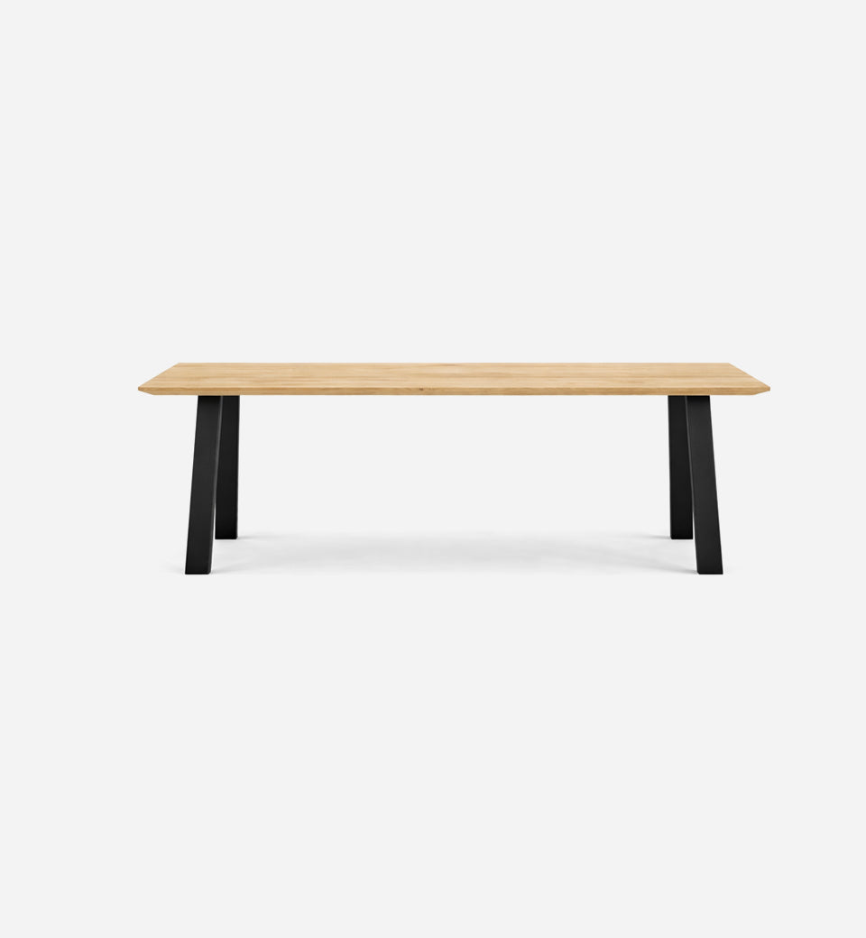 VIE Desk