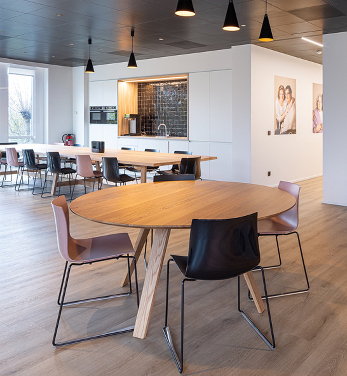 SWAY Table Slim