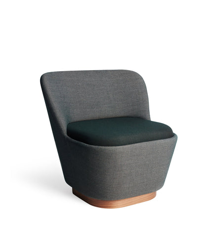 SHUFFLE Easy Chair - Oak